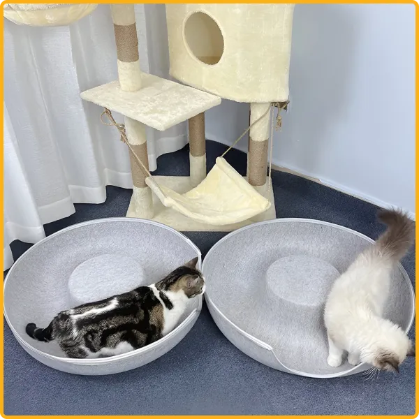 KittyHaven Donut Bed