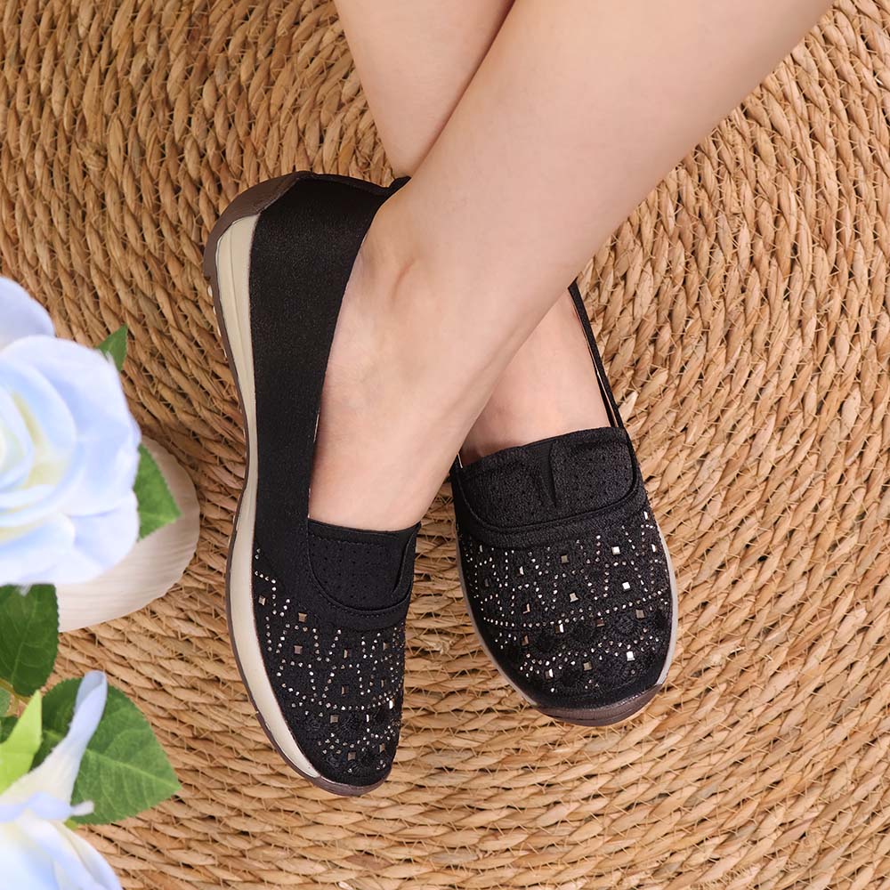 (50% OFF) Clearance - Women's Daily Comfortable Lightweight Breathable Arch Support Slip-On Sneakers